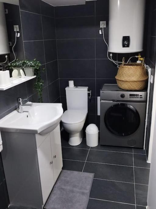 1 Independant Proche Paris Apartment