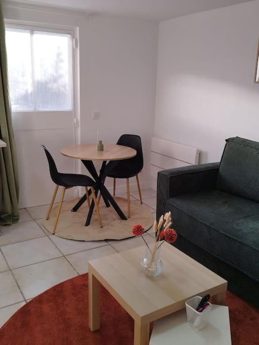 1 Independant Proche Paris Apartment *